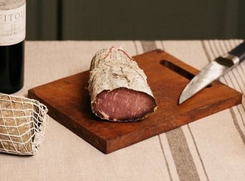 Schwein aus der Region Occitanie „Lou Porc del Païs“ mit Rauchsalz