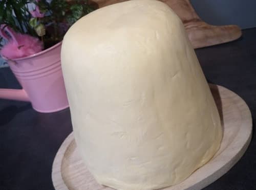 Ungesalzene Butter im Block